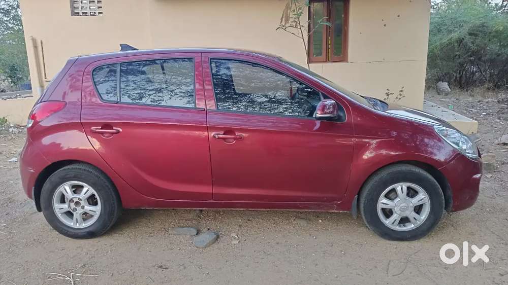 Hyundai I20 Petrol 75000 Km Driven Single Owner With Good Conditions