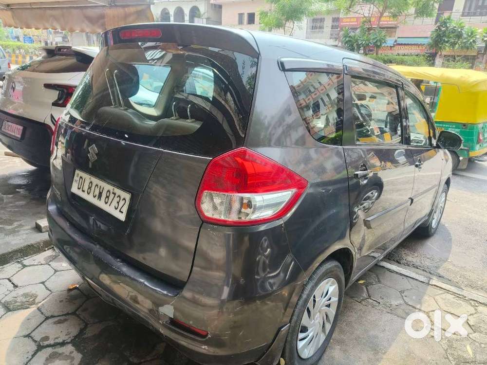 Maruti Suzuki Ertiga Vxi Abs, 2013, Petrol