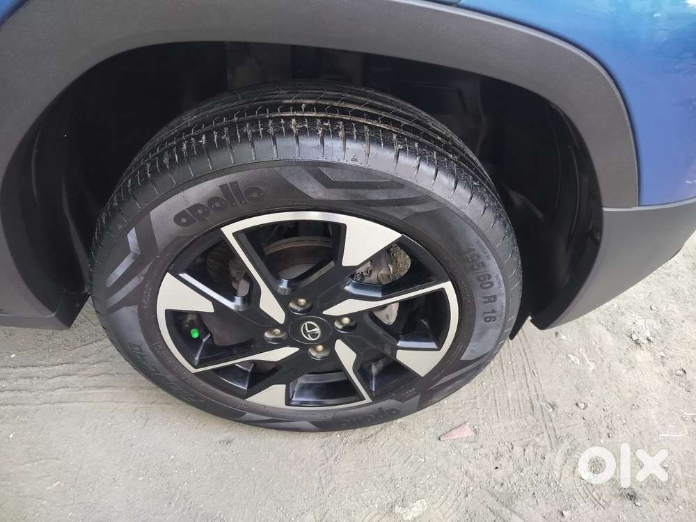 Tata Punch Creative Amt, 2021, Petrol