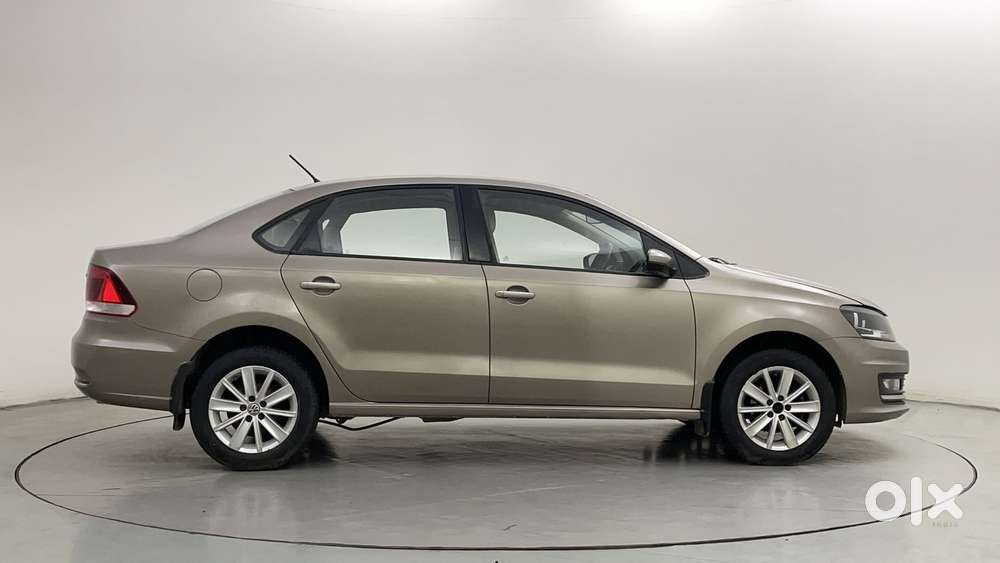 Volkswagen Vento 1.6 Highline, 2016, Petrol