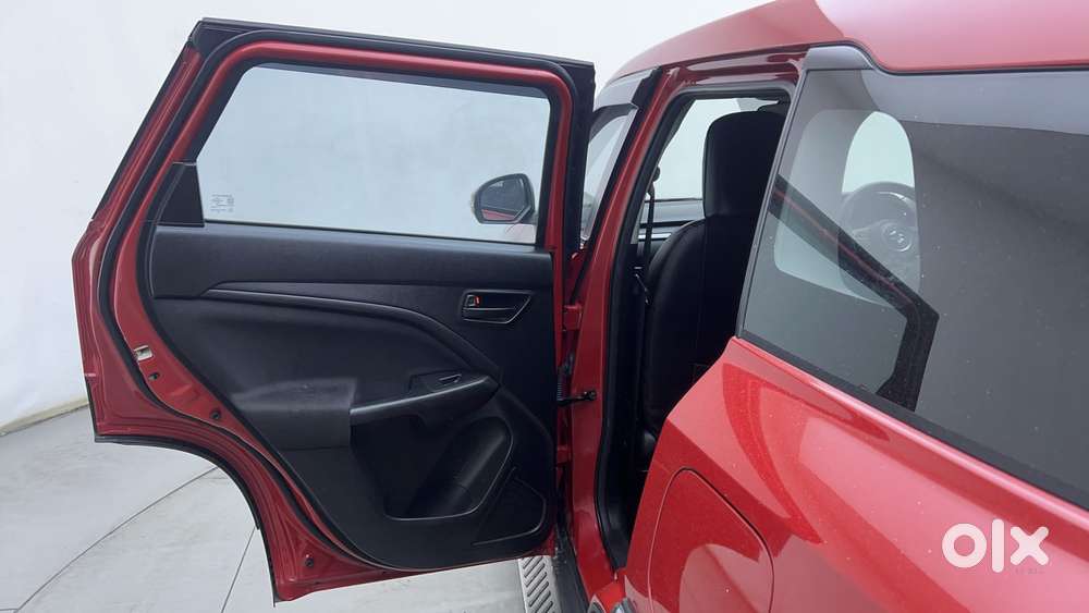 Maruti Suzuki Brezza Vxi At, 2022, Petrol