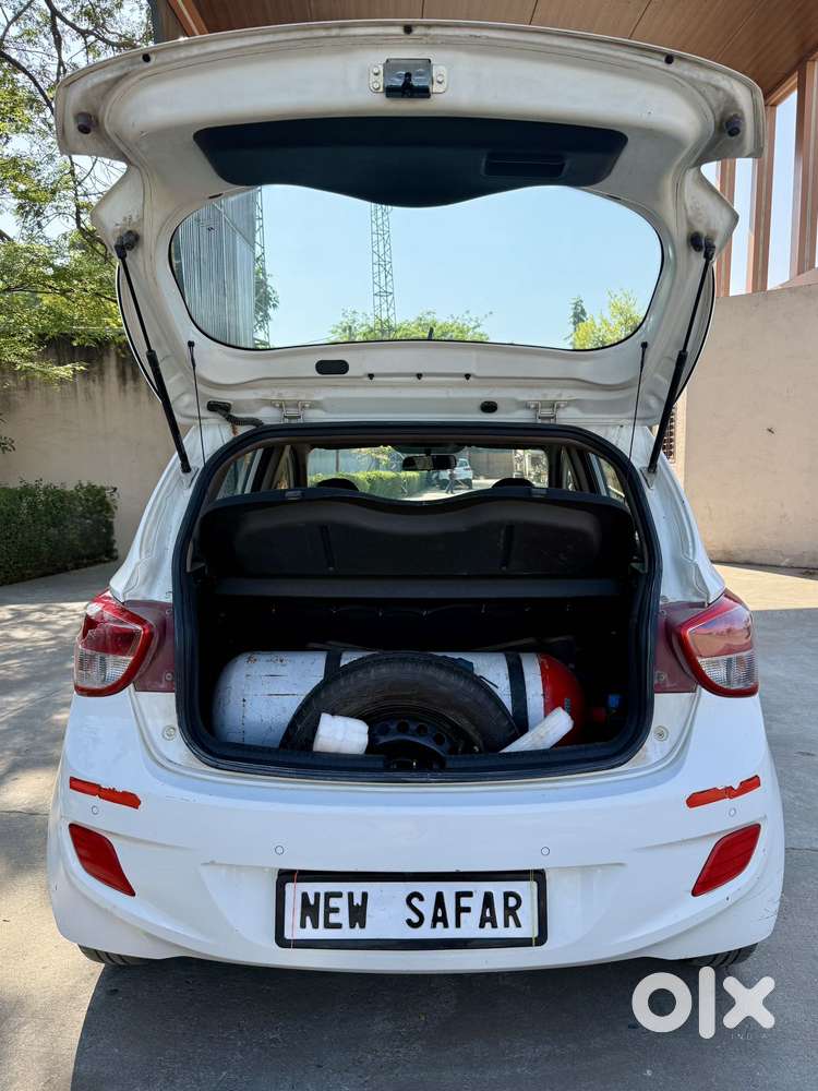 Hyundai Grand I10 2013-2016 Sportz, 2013, Cng & Hybrids