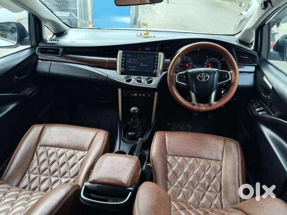 Toyota Innova Crysta 2.4 Gx Limited Edition 8 Str, 2023, Diesel