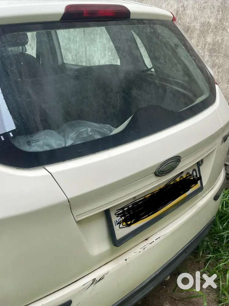 Ford Figo Petrol 2011