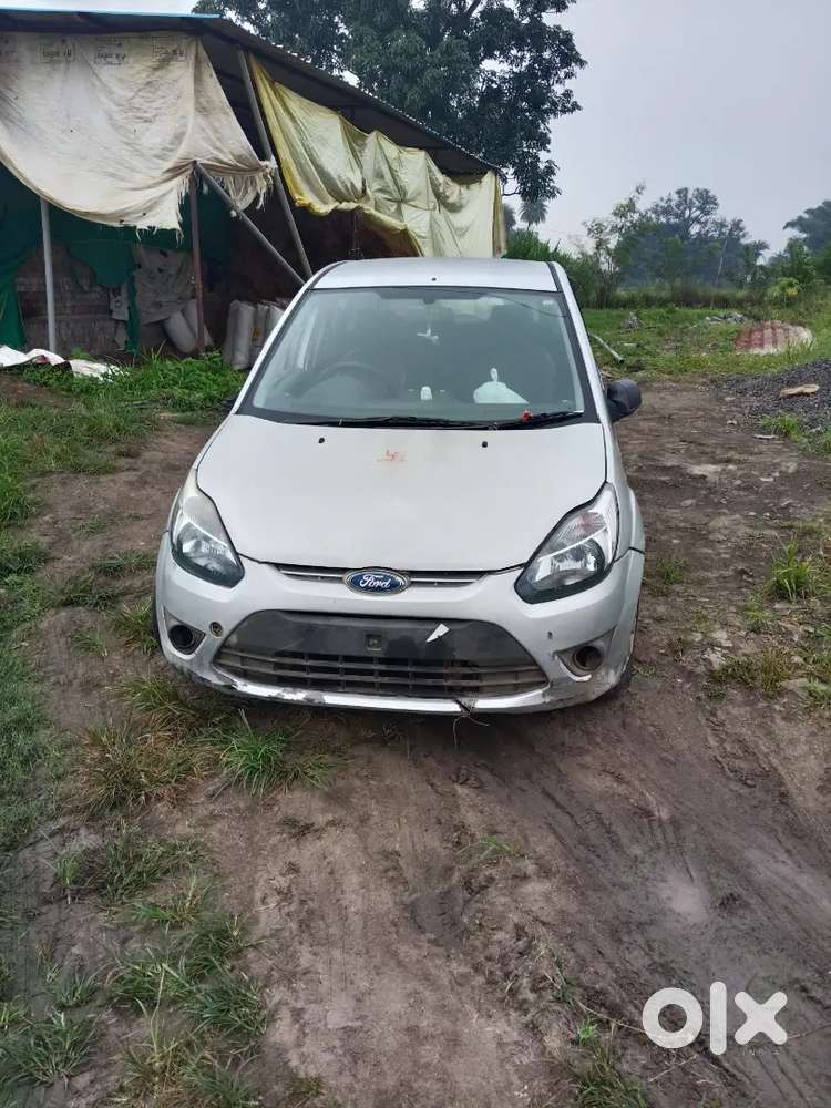 Ford Figo 2012 Petrol 100000 Km Driven