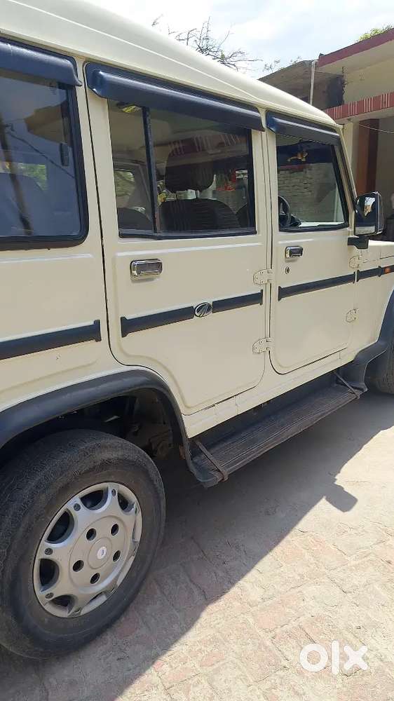 Mahindra Bolero 2015 Diesel 100000 Km Driven
