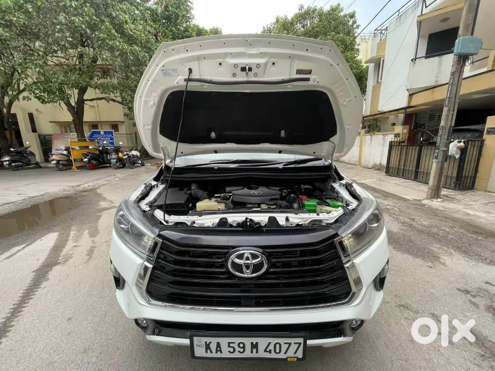 Toyota Innova Crysta 2.8z 2019