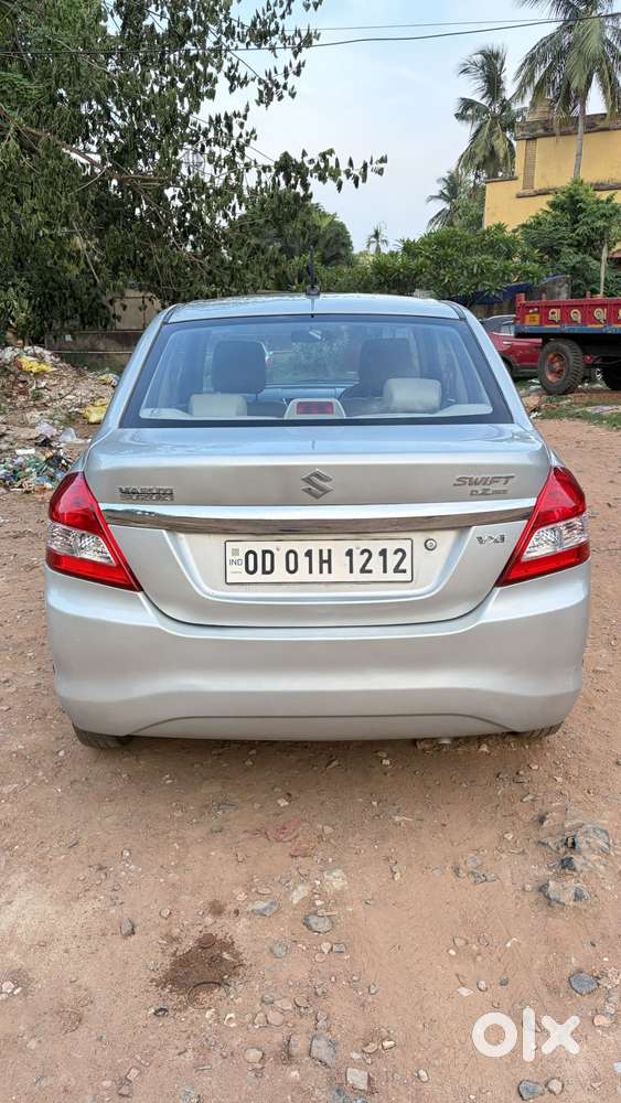 Maruti Suzuki Swift Dzire 1.2 Vxi Bsiv, 2015, Petrol
