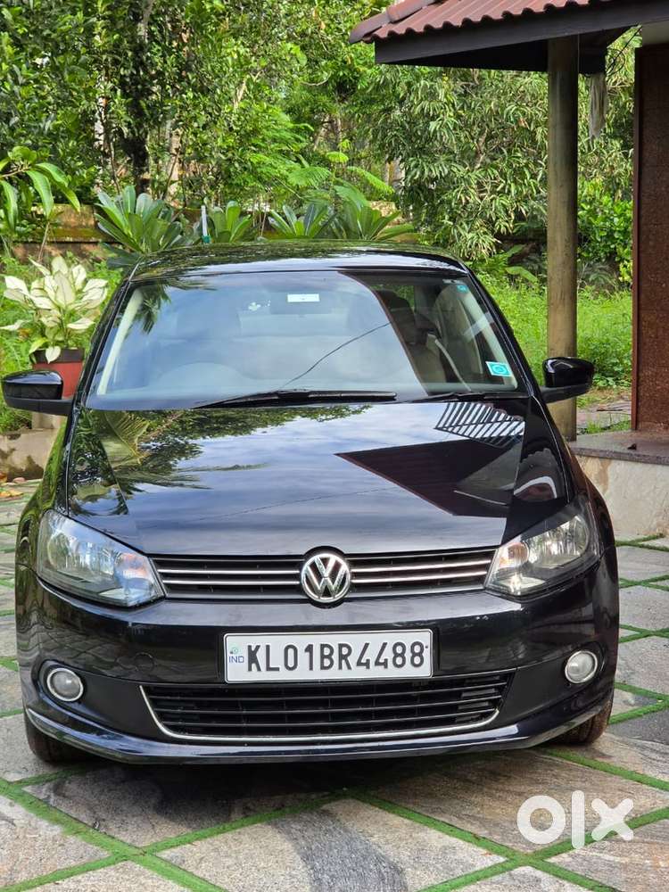 Volkswagen Vento Highline Petrol 65000 Km Single Owner2014 December