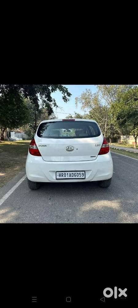 Hyundai I20 Petrol Cvt Magna Executive, 2012, Petrol