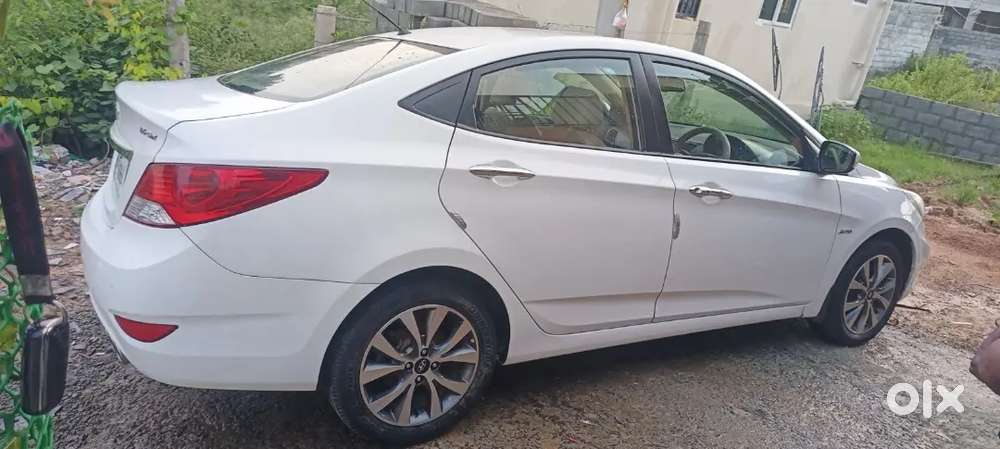 Hyundai Verna 1.6 S 2013