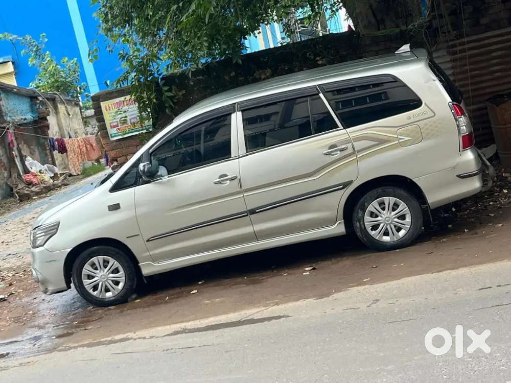 Toyota Innova Diesel 2012