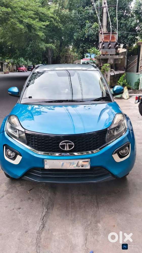 Tata Nexon 1.2 Revotron Xza Plus Dualtone, 2018