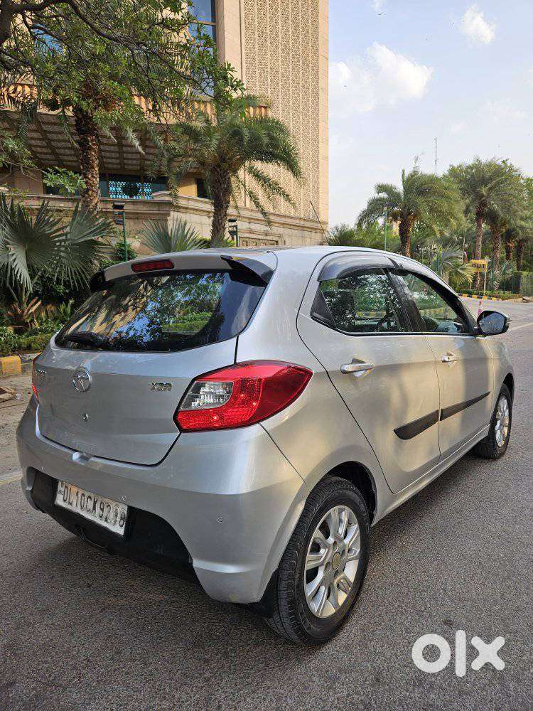Tata Tiago 1.2 Revotron Xza, 2018, Petrol