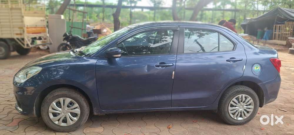 Maruti Suzuki Dzire 1.2 Vxi, 2022, Petrol