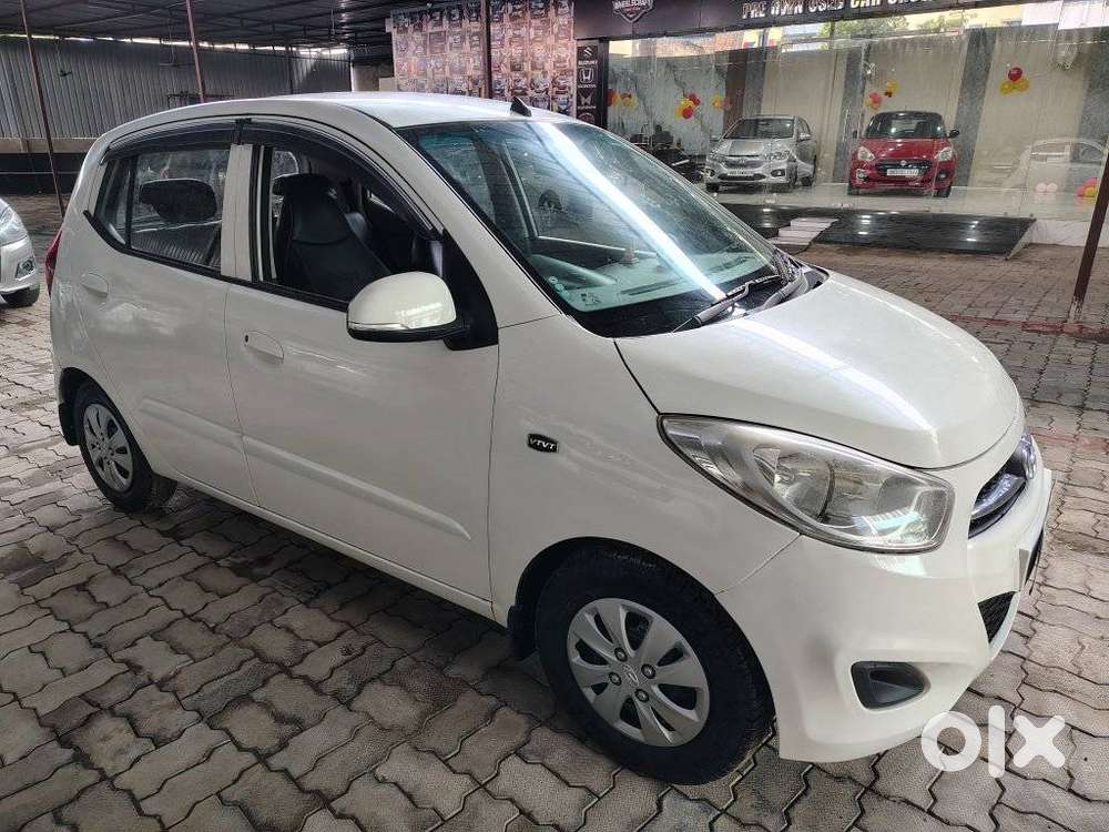 Hyundai I10 Sportz, 2012, Petrol