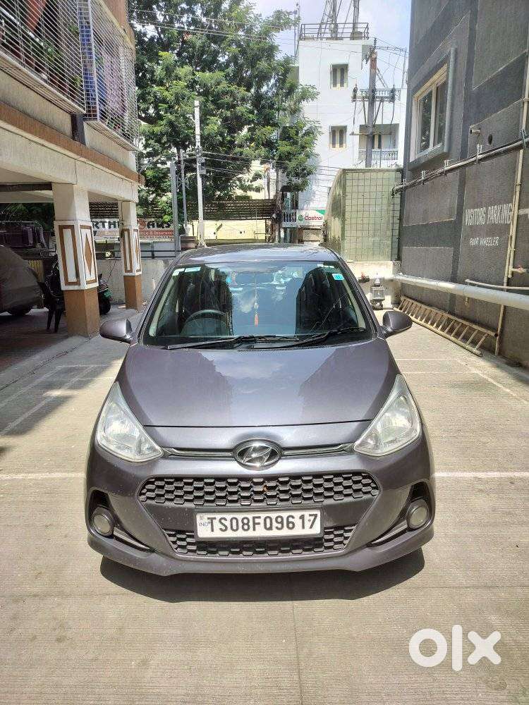 Hyundai Grand I10 Sportz, 2016, Petrol