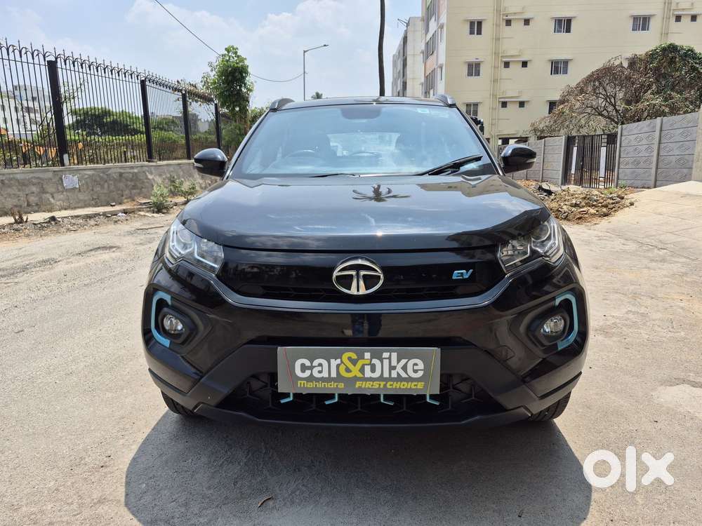 Tata Nexon Ev Max 3.3 Kw Xz Plus Lux Dark Edition, 2023, Electric