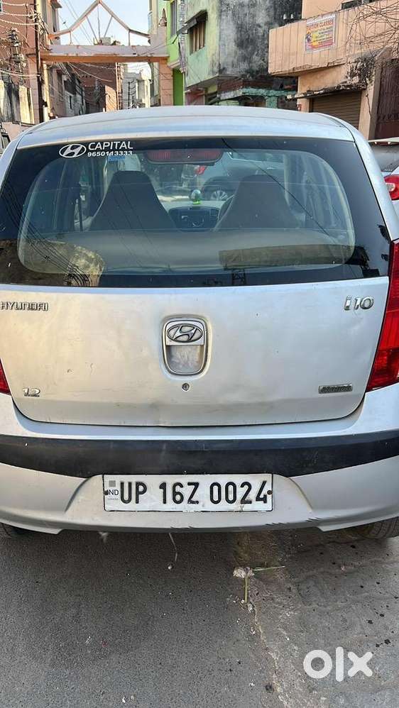 Hyundai I10 2010 Petrol Good Condition Front Ke Shishe Par Line Hain