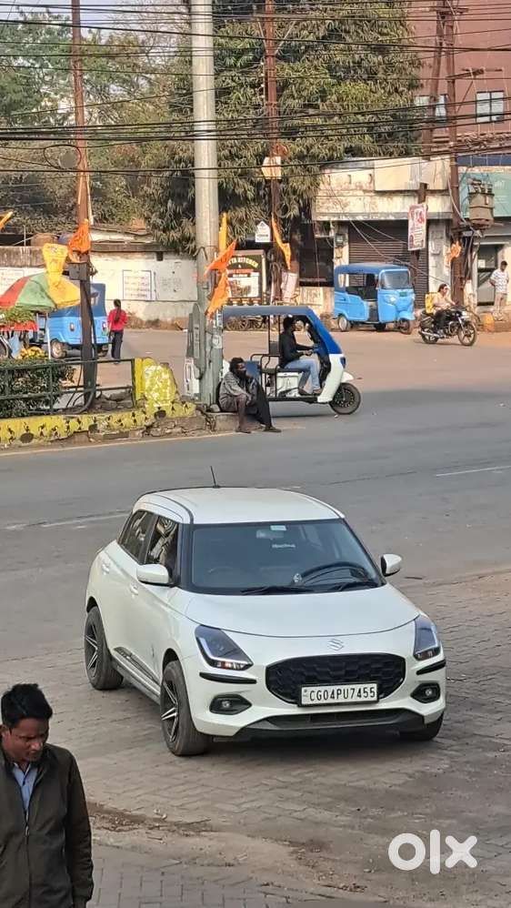 Maruti Suzuki New-gen Swift 2024 Petrol 25500 Km Driven