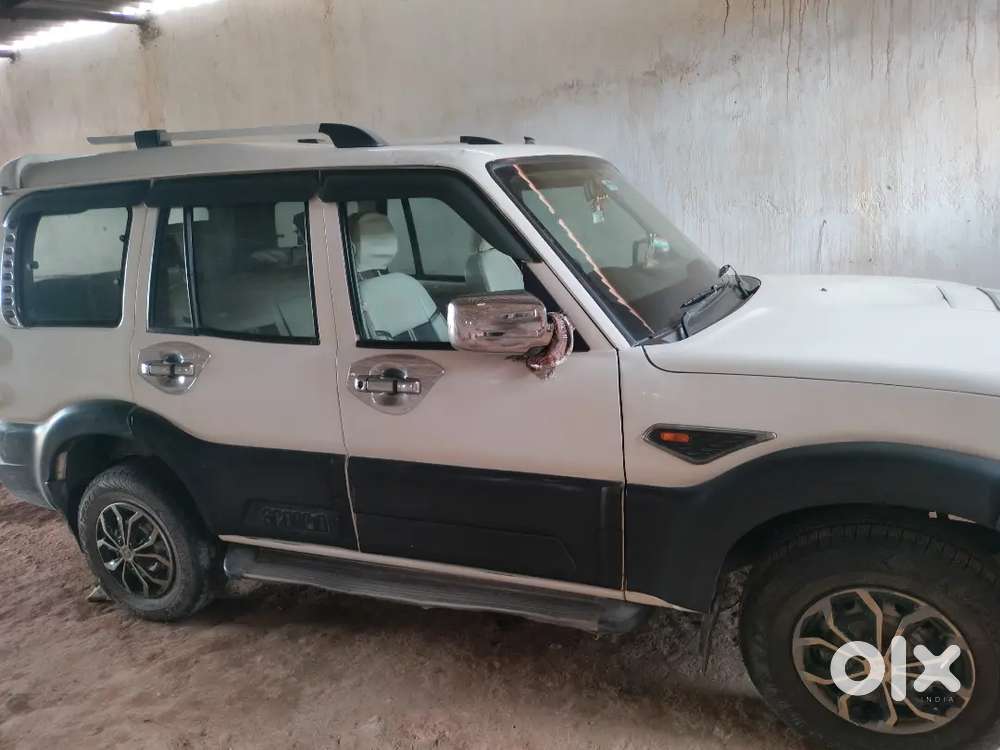 Mahindra Scorpio 2.2 2016
