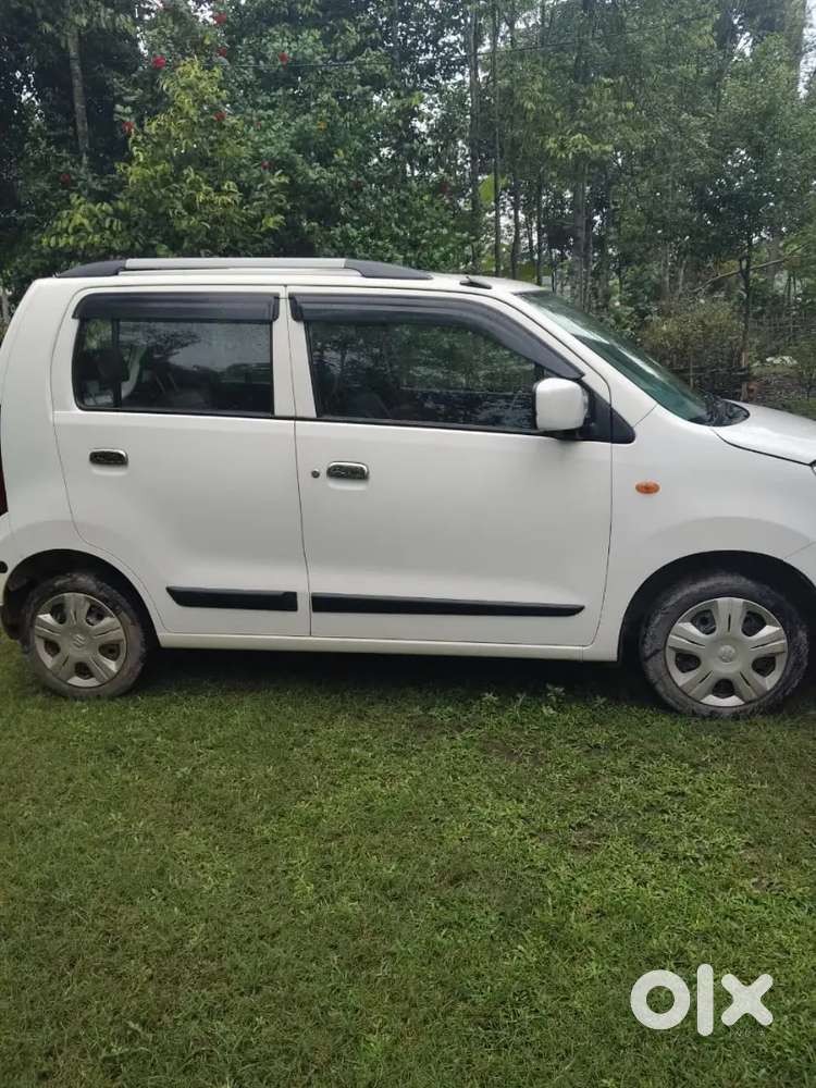 Maruti Suzuki Wagon R 2017 Variant Vxi. Good Condition First Own