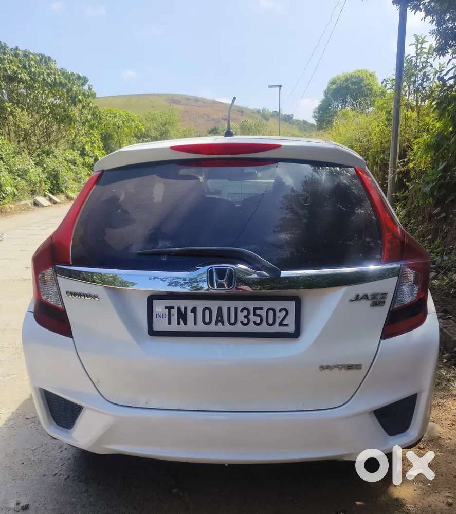 Honda Jazz 2015 Petrol 65000 Km Driven Very Good Condition