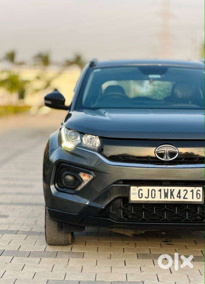 Tata Nexon 1.5 Revotorq Xm (s), 2023, Diesel