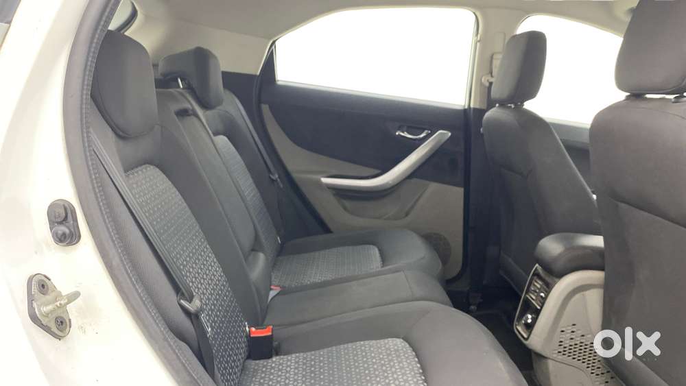 Tata Nexon 1.2 Revotron Xza Plus, 2018, Petrol