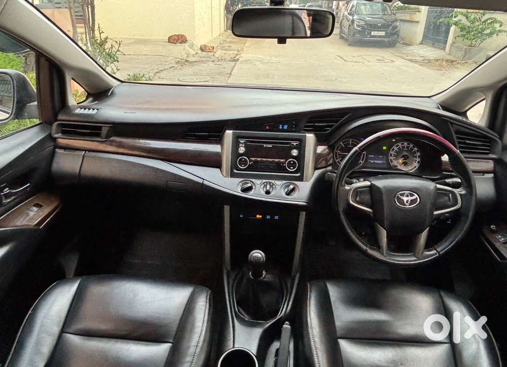 Toyota Innova Crysta 2.4 G Mt, 2016, Diesel