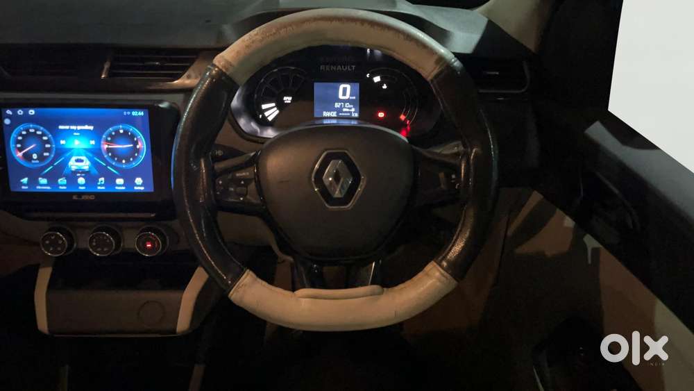 Renault Triber Rxt, 2022, Petrol