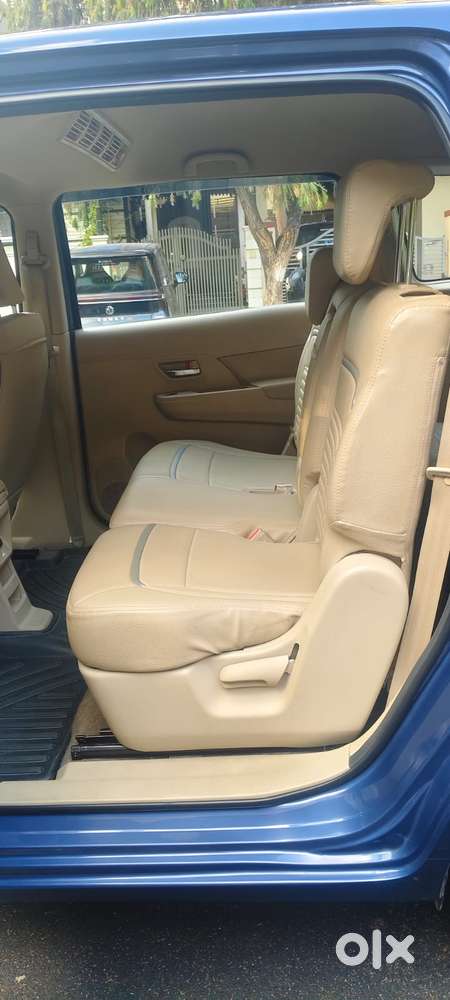 Maruti Suzuki Ertiga 1.5 Zxi Plus Shvs, 2024, Petrol