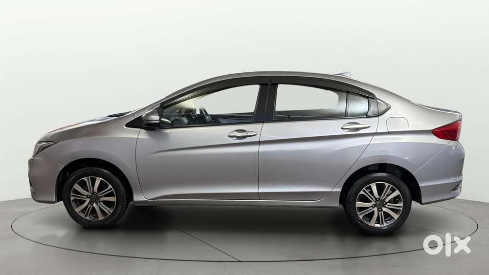 Honda City 1.5 V 5th Gen I-vtec Mt, 2022, Petrol