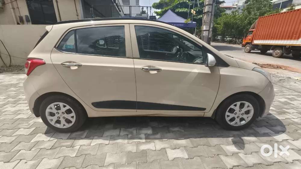 Hyundai Grand I10 [ ] 1.2 Kappa Vtvt Sportz At, 2014, Petrol