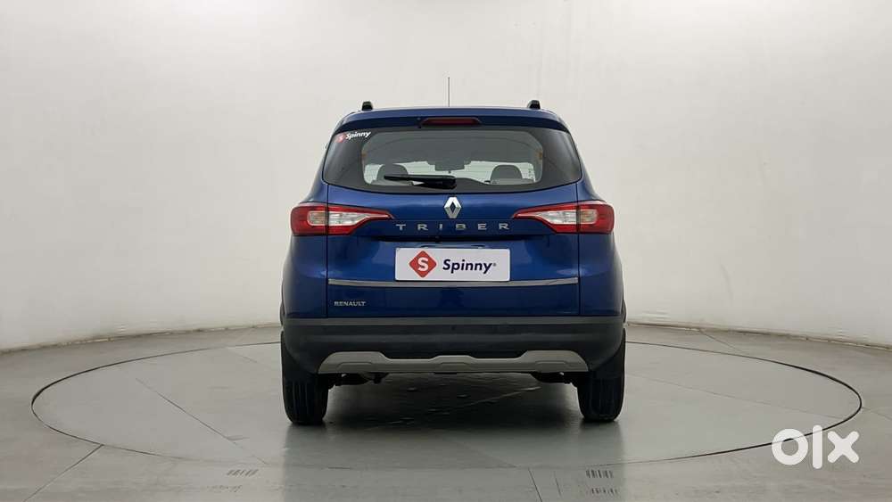 Renault Triber Rxz, 2022, Petrol