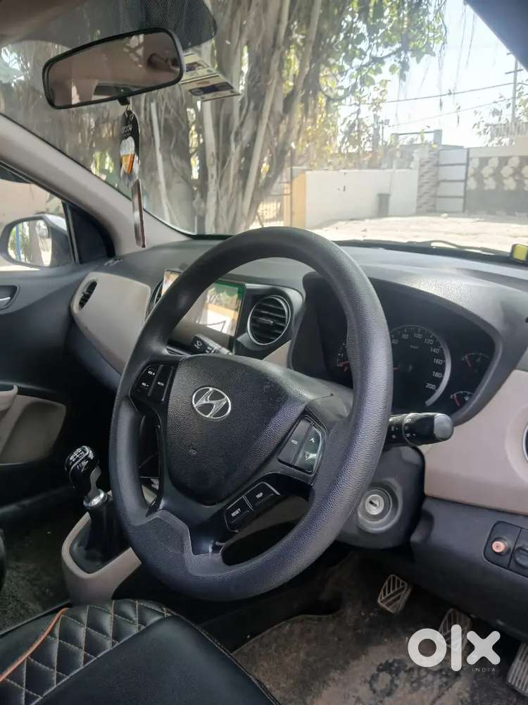 Grand I10 With Fully Loaded Car