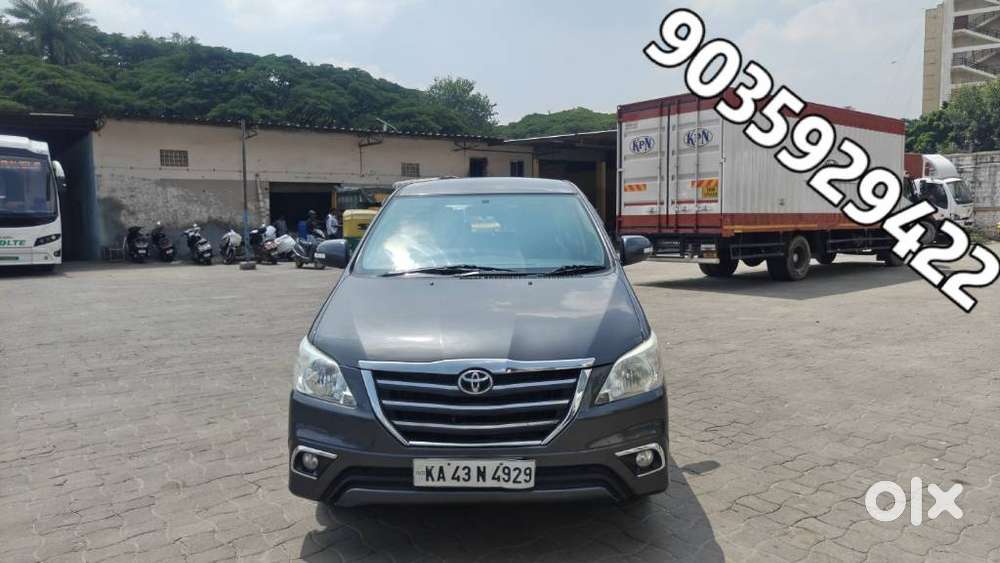 Toyota Innova 2.5 Vx 8 Str Bs-iii, 2015, Diesel