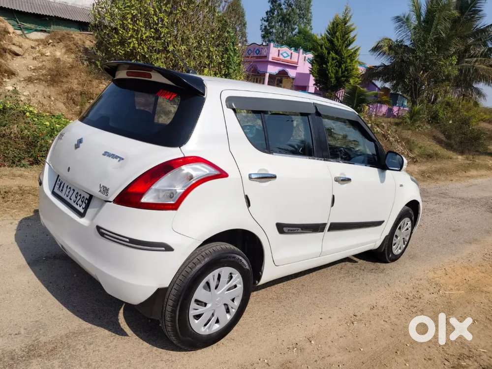 Maruti Suzuki Swift 2015 Diesel 153000 Km Driven