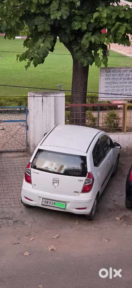 Hyundai I10 Sportz 2011 Manual.  Cng Government Approved