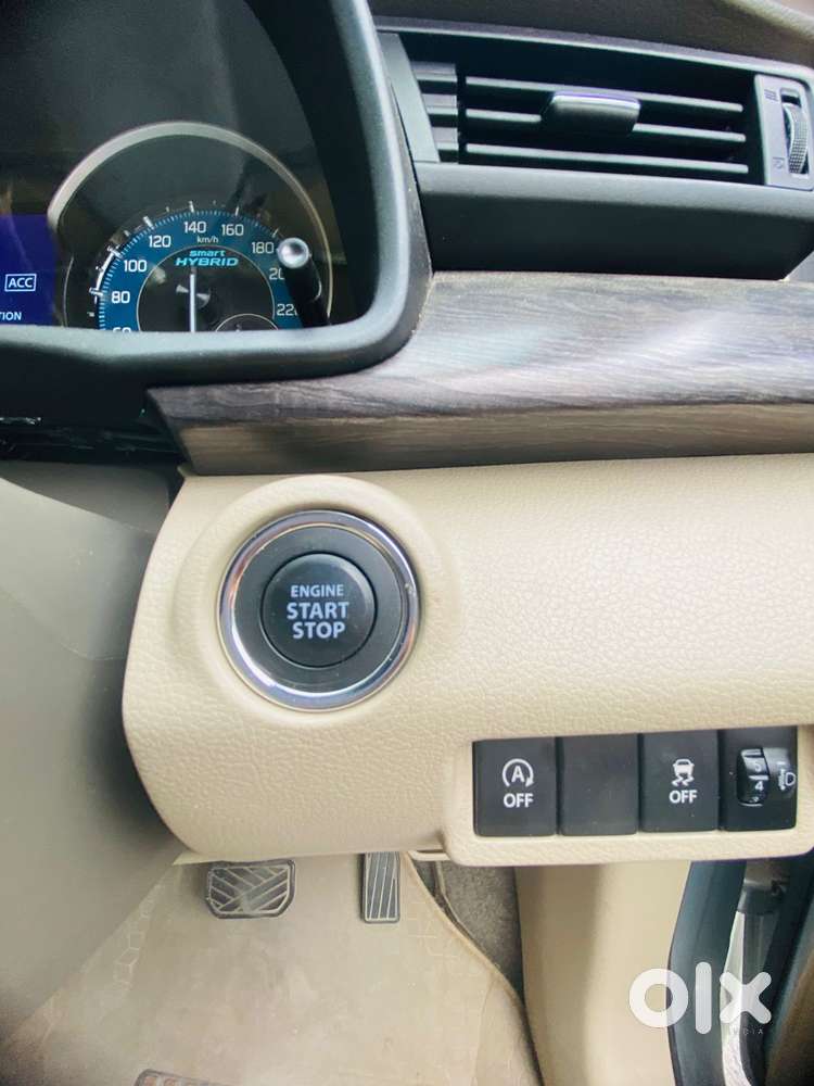 Maruti Suzuki Ertiga Zxi At, 2022, Petrol