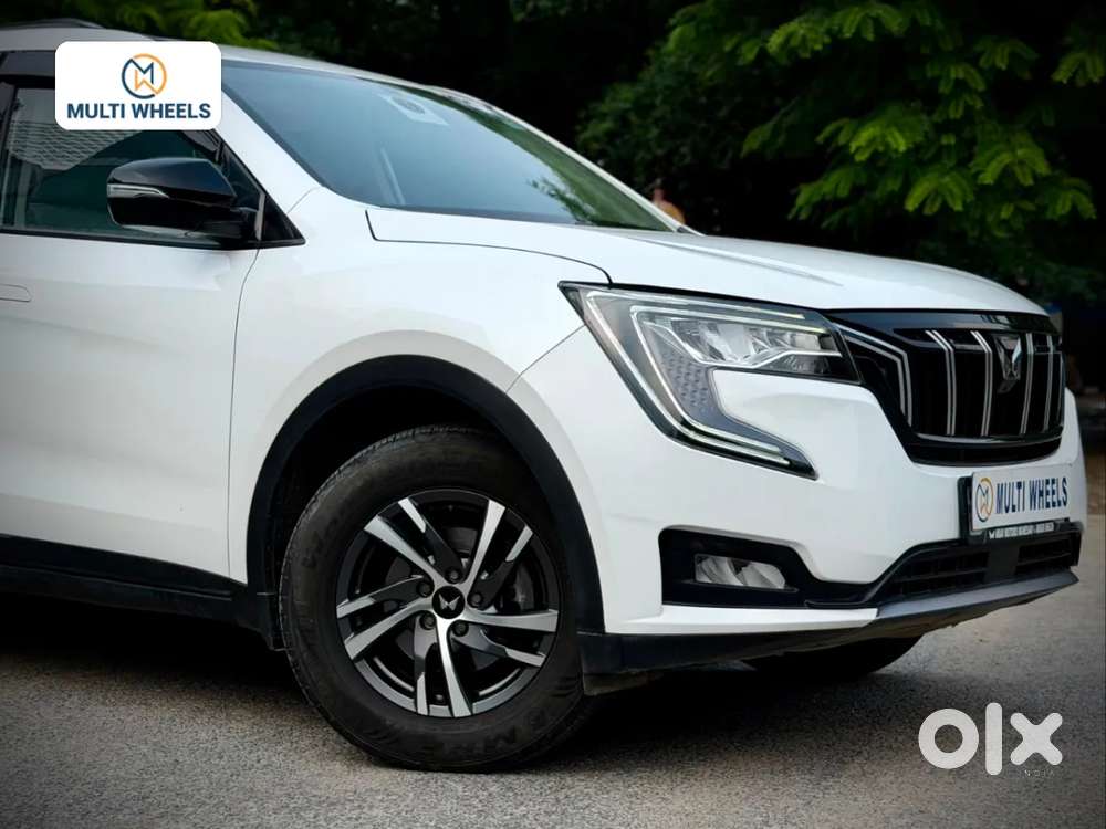 Mahindra Xuv700 2.0 Ax 5 Petrol Mt 7 Str, 2024, Petrol