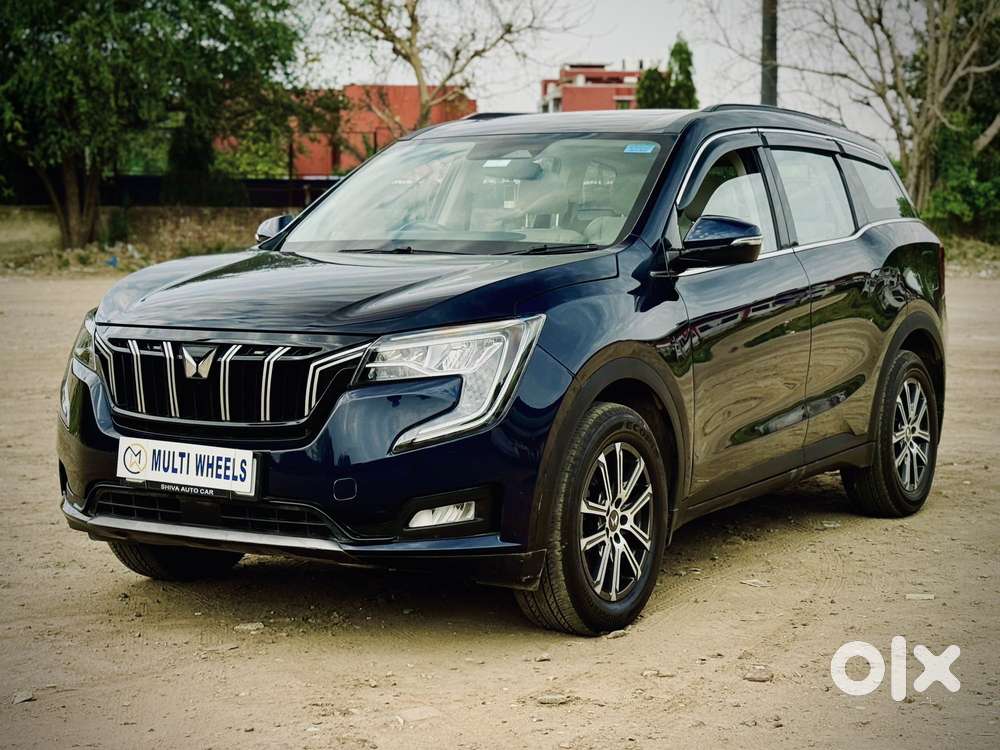 Mahindra Xuv700 2.0 Ax 7 Petrol At Str, 2024, Petrol