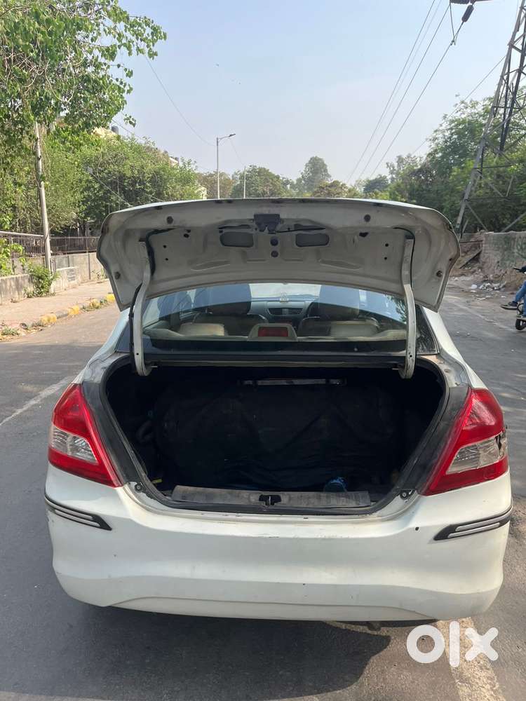 Maruti Suzuki Swift Dzire Lxi Option, 2017, Cng & Hybrids