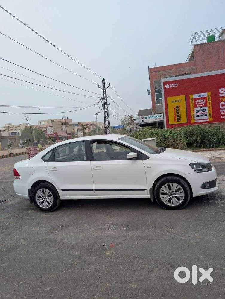 Volkswagen Vento Diesel Highline, 2015, Diesel