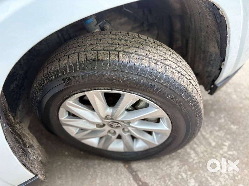 Toyota Innova Hycross 2.0 Gx 8 Str, 2024, Petrol