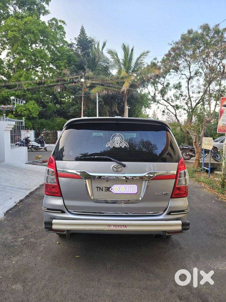 Toyota Innova 2.5 Zx 7 Str Bs-iv, 2014, Diesel