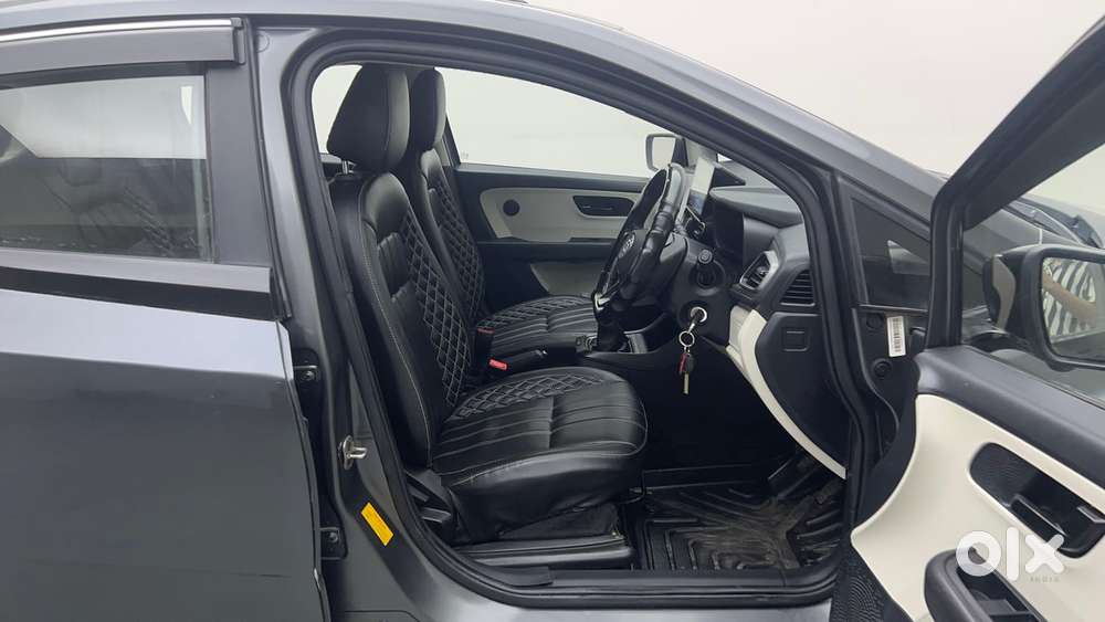 Tata Altroz 1.2 Xe Plus Petrol, 2022, Petrol