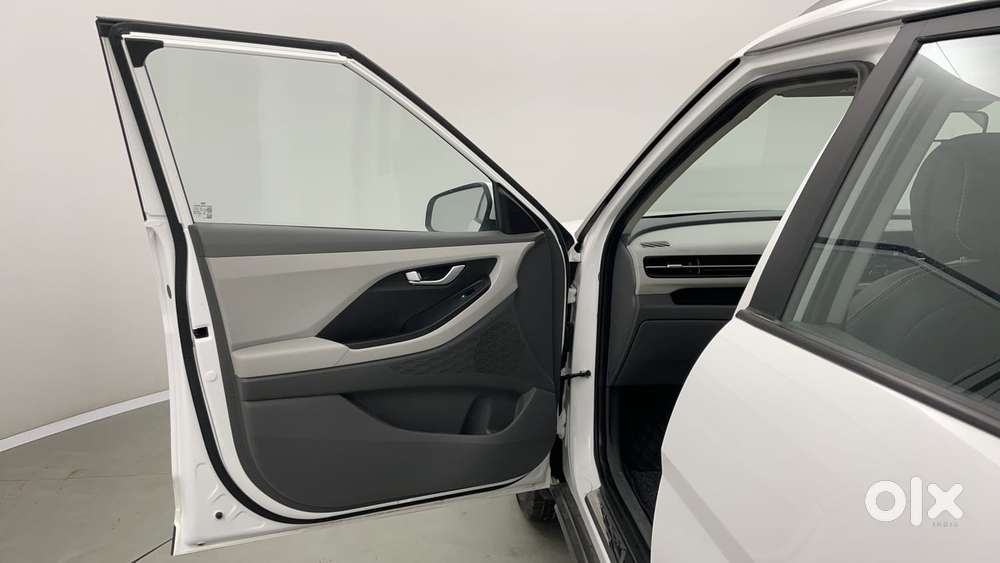 Hyundai Creta 1.5 Sx (o) Ivt Petrol, 2025, Petrol