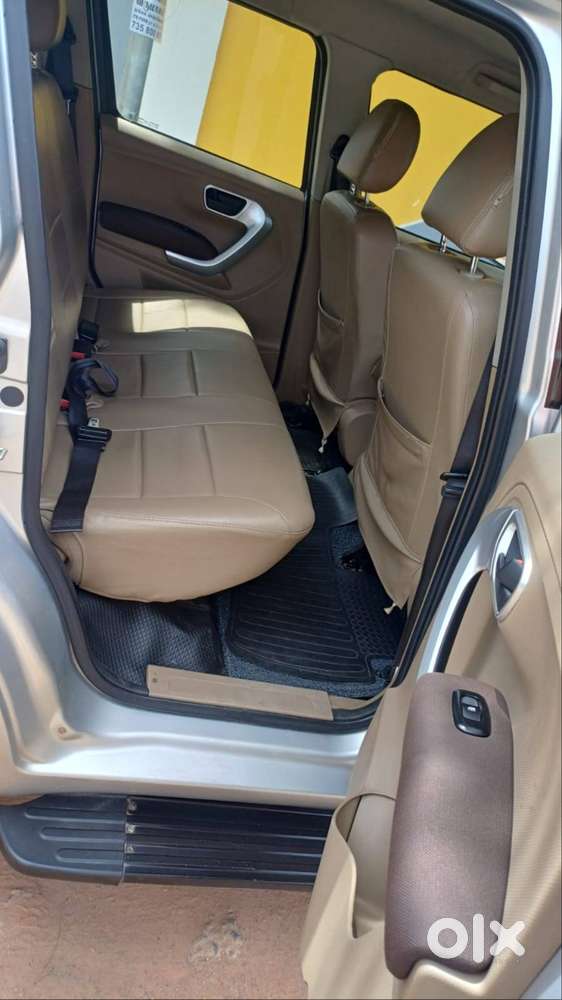 Mahindra Tuv300 T8 Diesel Automatic