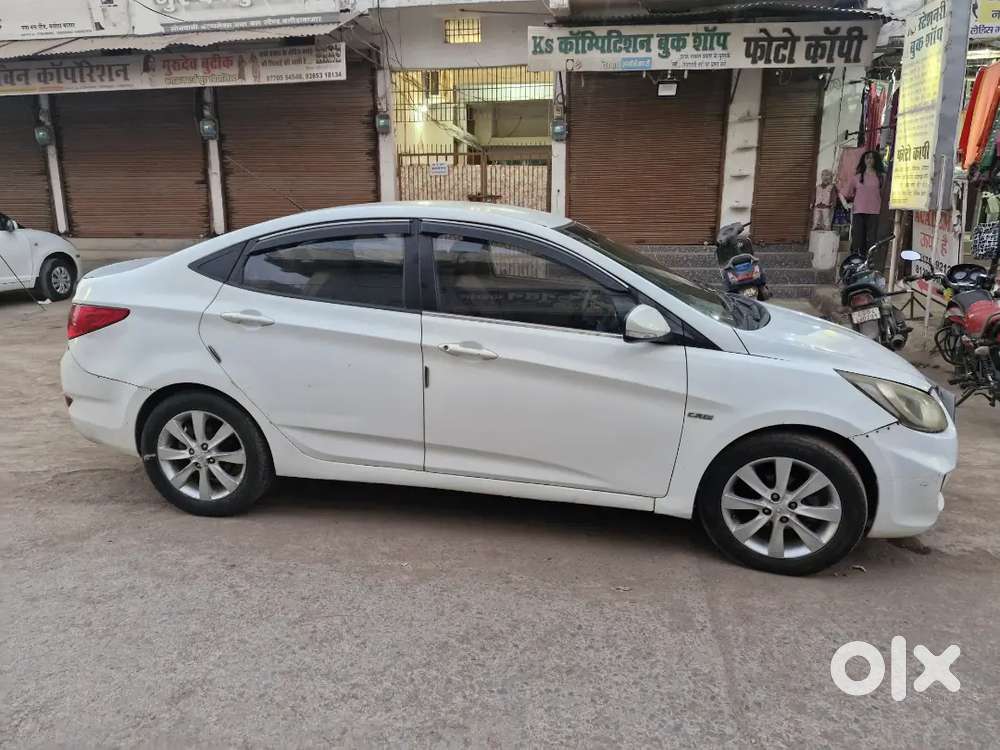 Hyundai Verna 2012 Diesel 110000 Km Driven
